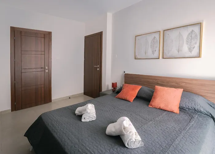 New Stylish Designer - Exceptional Location * St Paul's Bay