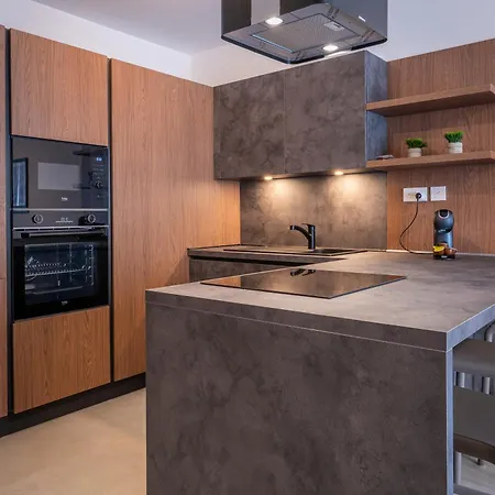 New Stylish Designer - Exceptional Location * St. Paul's Bay